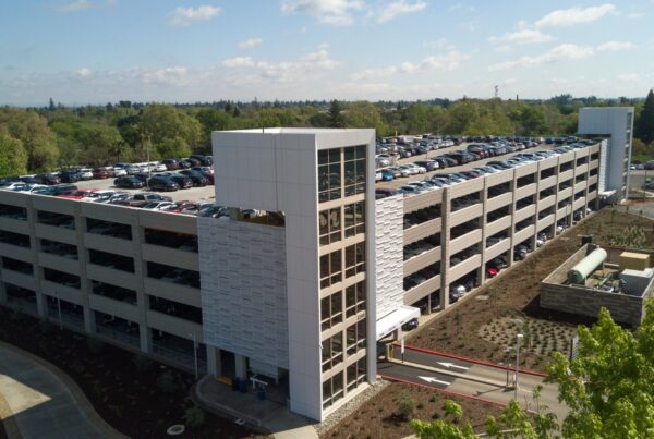 UC Davis Health, Parking Structure 4