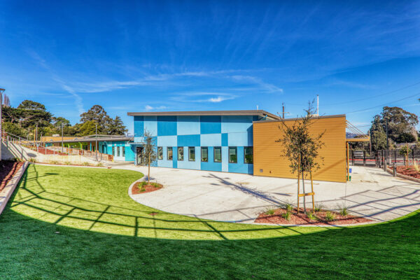 Siegfried-MlkAcademy-Exterior (12)