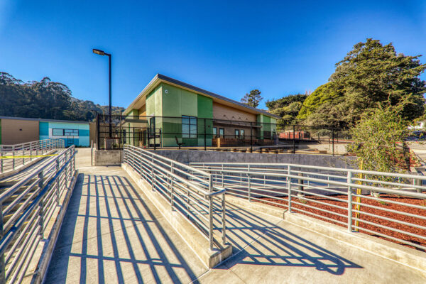 Siegfried-MlkAcademy-Exterior (16)